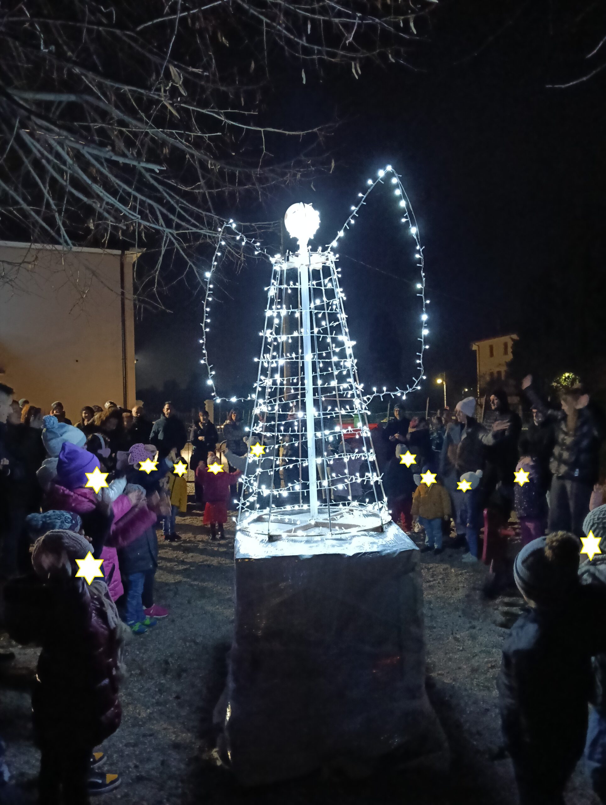 VIDEO ACCENSIONE ANGELO E INAUGURAZIONE PRESEPE 2025